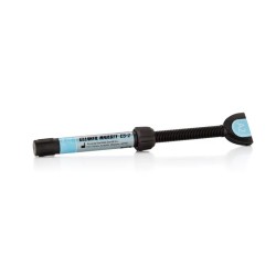 Clearfil Majesty ES-2 Classic seringa 3.6g Kuraray